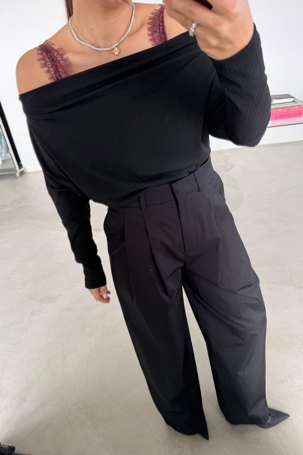 Kayık Yaka Kendinden Fitilli Bluz