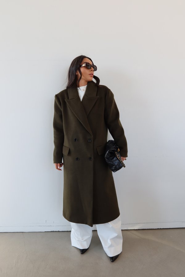 4 Düğmeli Uzun Kaşe Kaban