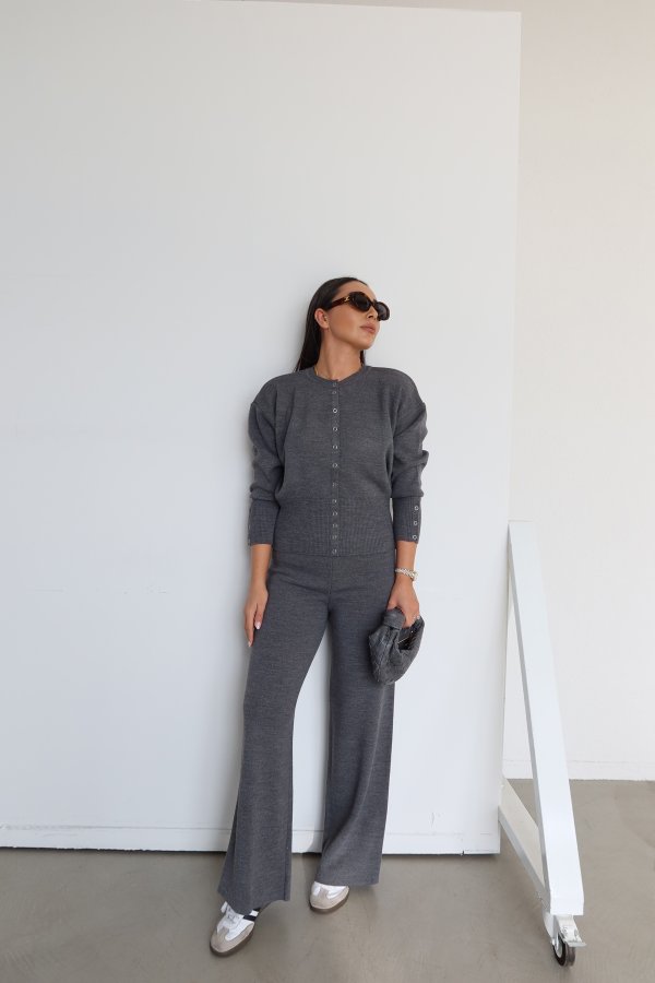 Çıtçıtlı Triko Hırka Pantolon Takım