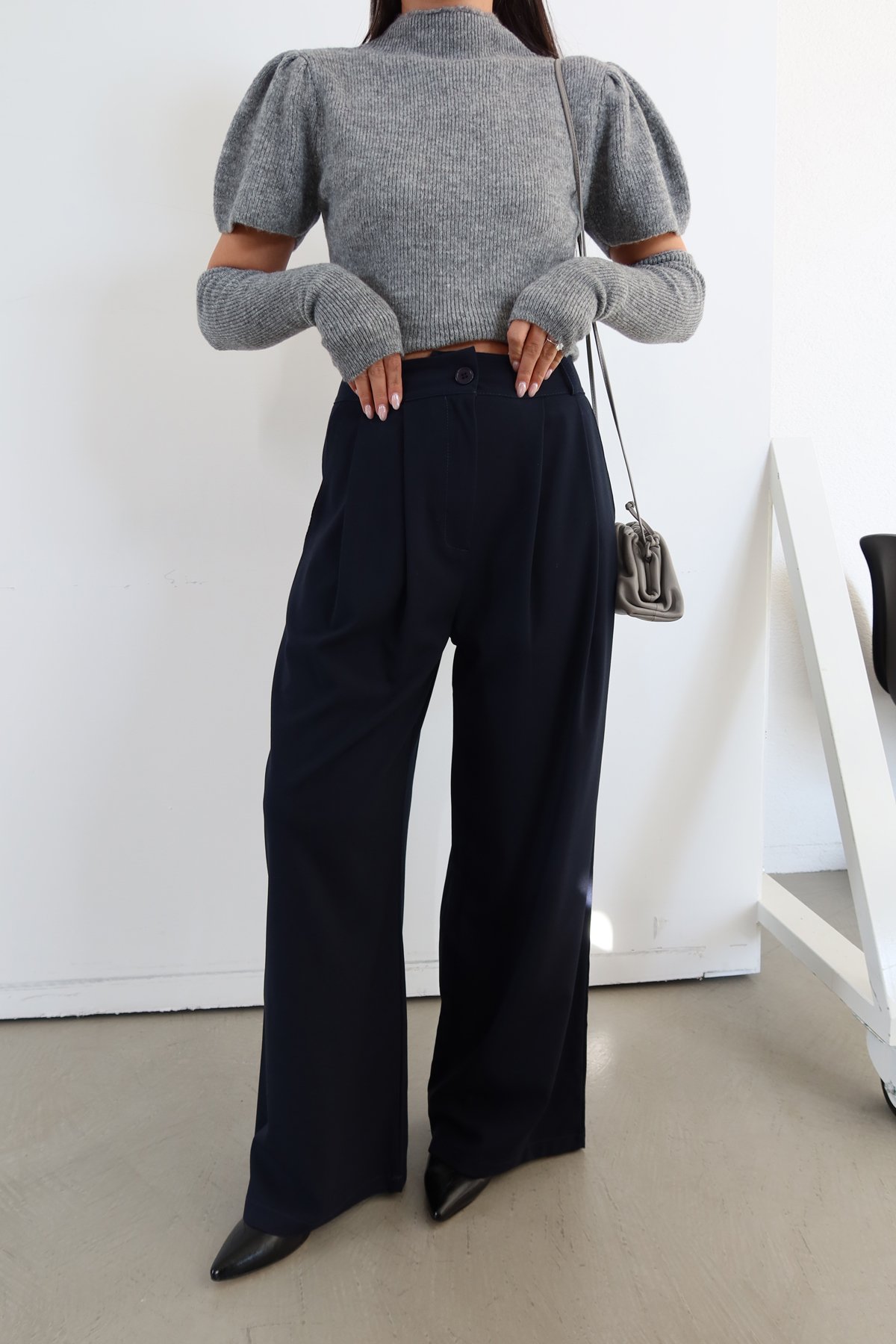 Pileli Yüksek Bel Kumaş Pantolon