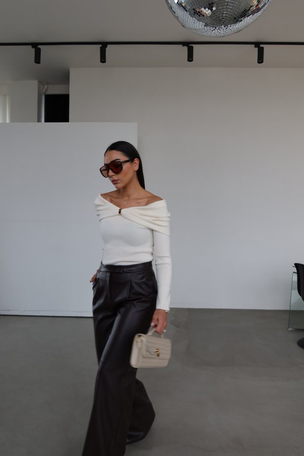 Pileli Bol Paça Deri Pantolon