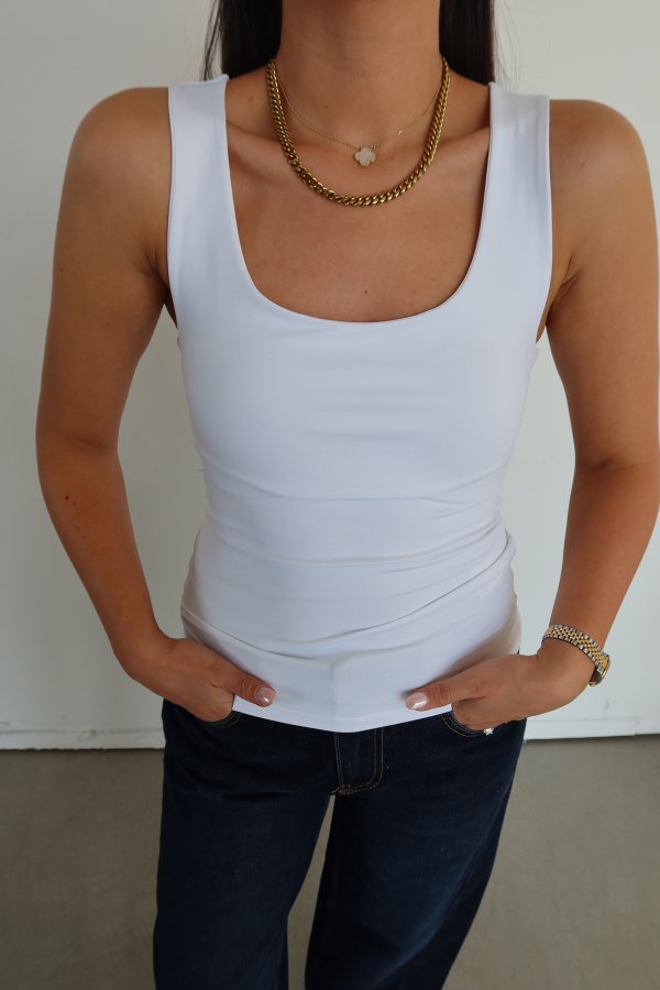 Kalın Askılı U Yaka Atlet