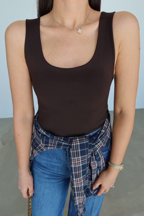 Kalın Askılı U Yaka Atlet