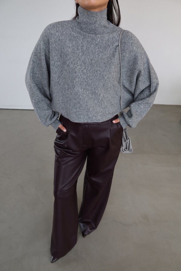 Yün Karışımlı Dik Yaka Yarasa Kol Kazak