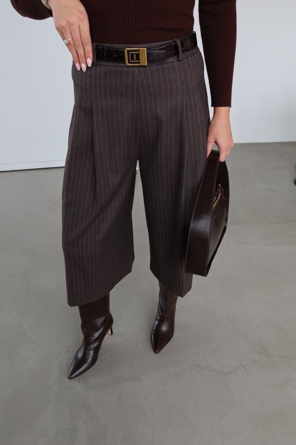 Çizgili Kapri Şort