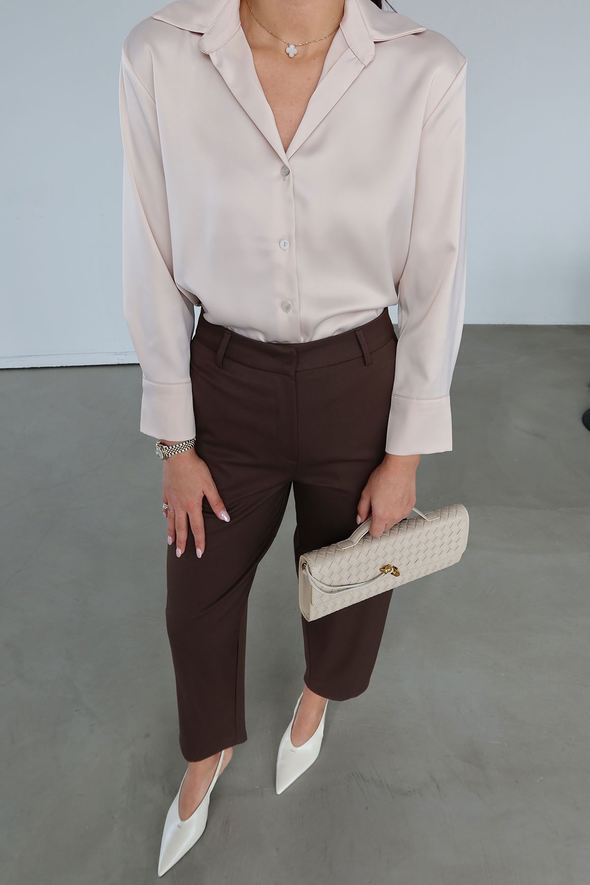 Dikiş Detaylı Yandan Cepli Kumaş Pantolon