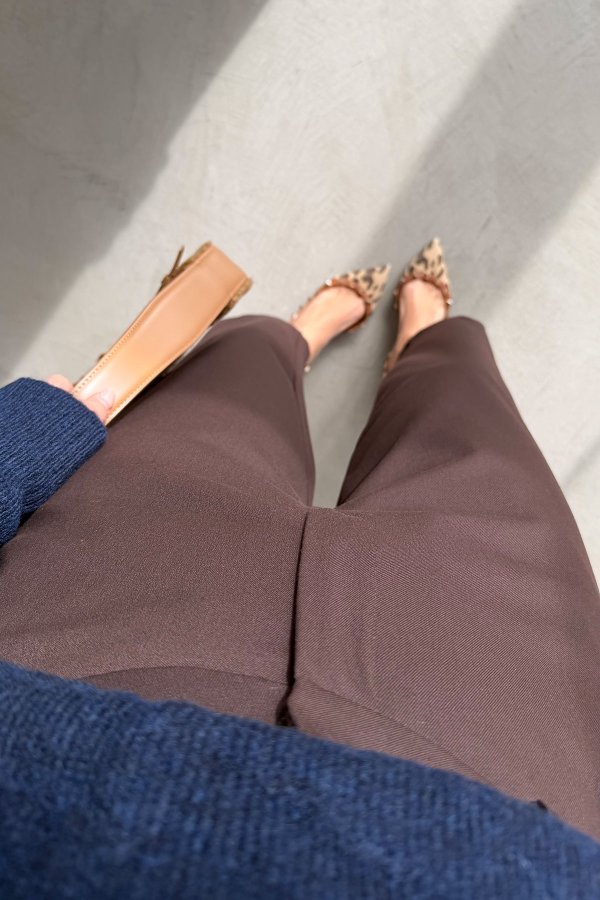 Dikiş Detaylı Yandan Cepli Kumaş Pantolon