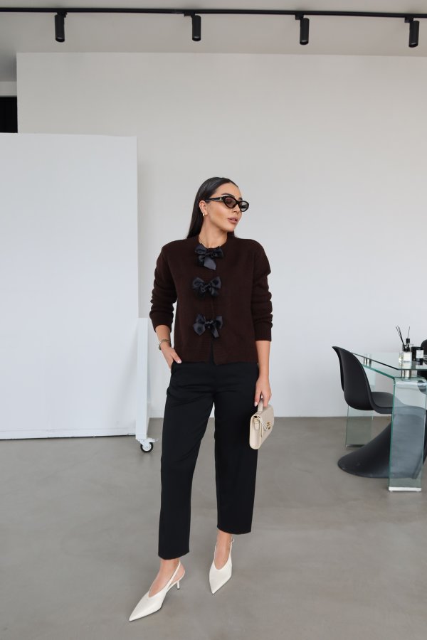 Dikiş Detaylı Yandan Cepli Kumaş Pantolon