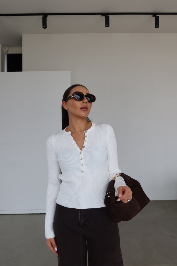 Bisiklet Yaka Düğmeli Fitilli Triko Kazak