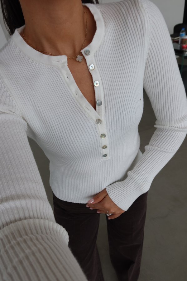 Bisiklet Yaka Düğmeli Fitilli Triko Kazak