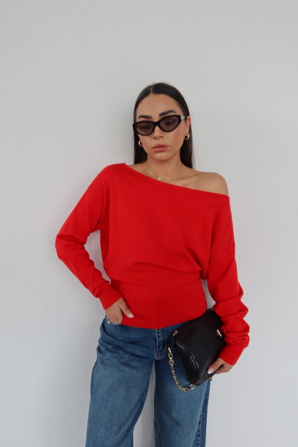 Kayık Yaka Basic Triko