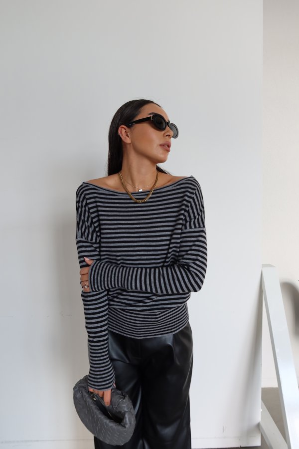Kayık Yaka Çizgili Basic Triko