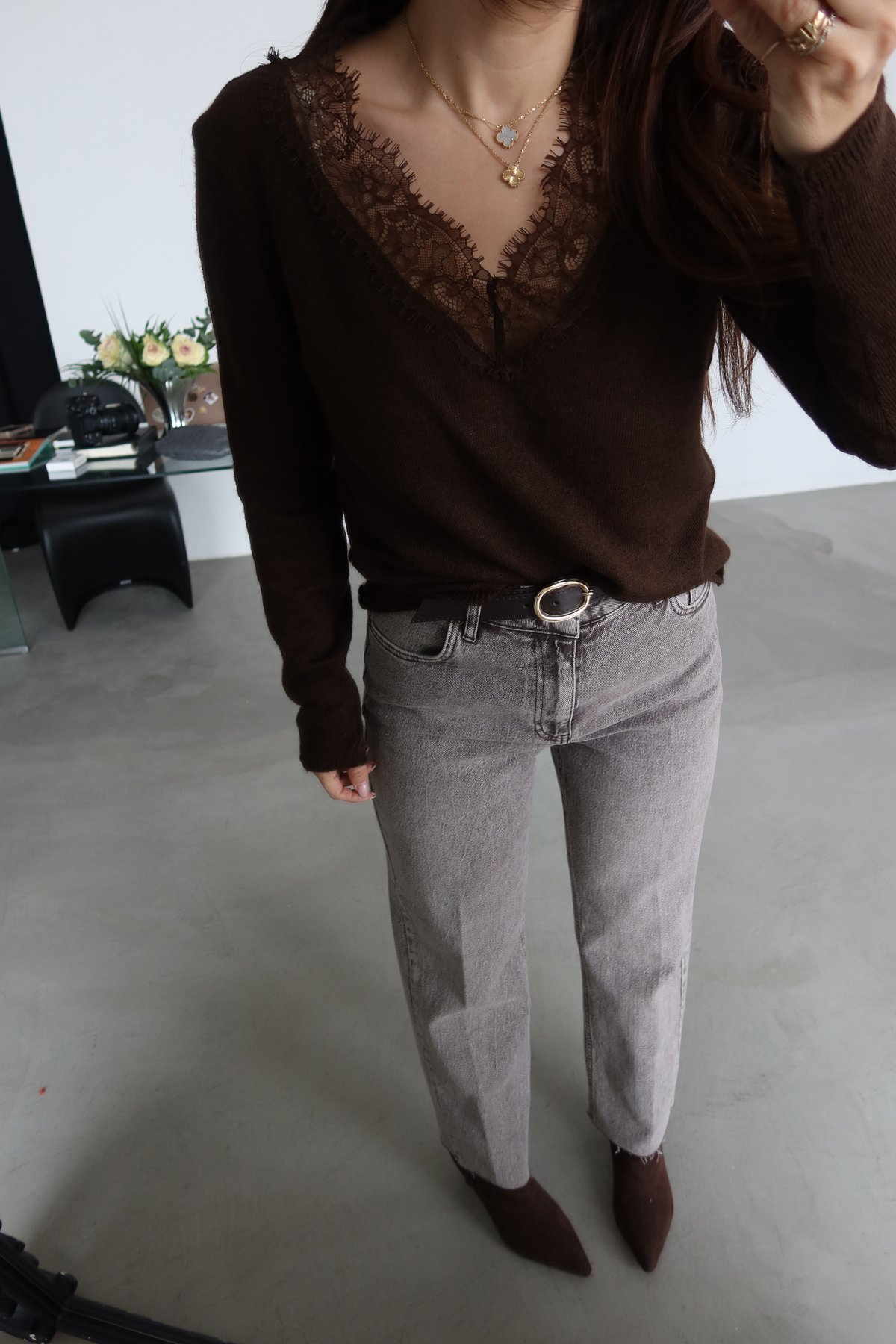 Paçası Kesik Kemerli Straight Fit Jean