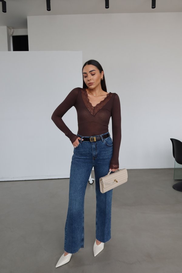 Paçası Kesik Straight Fit Jean