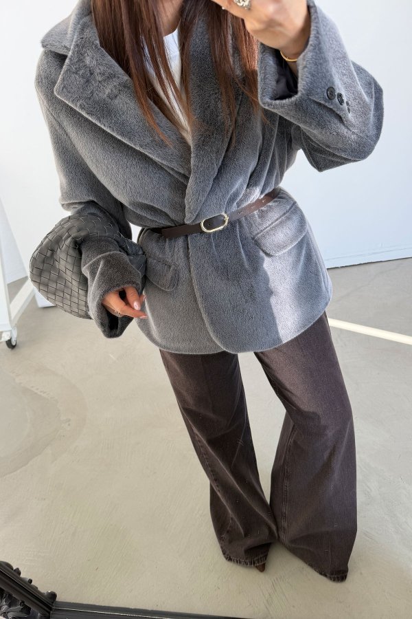 Kemerli Dokulu Blazer Ceket