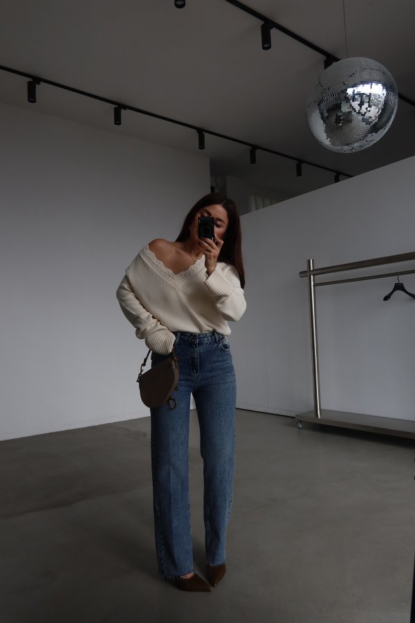 Kesik Paça Yıkamalı Straight Fit Jean