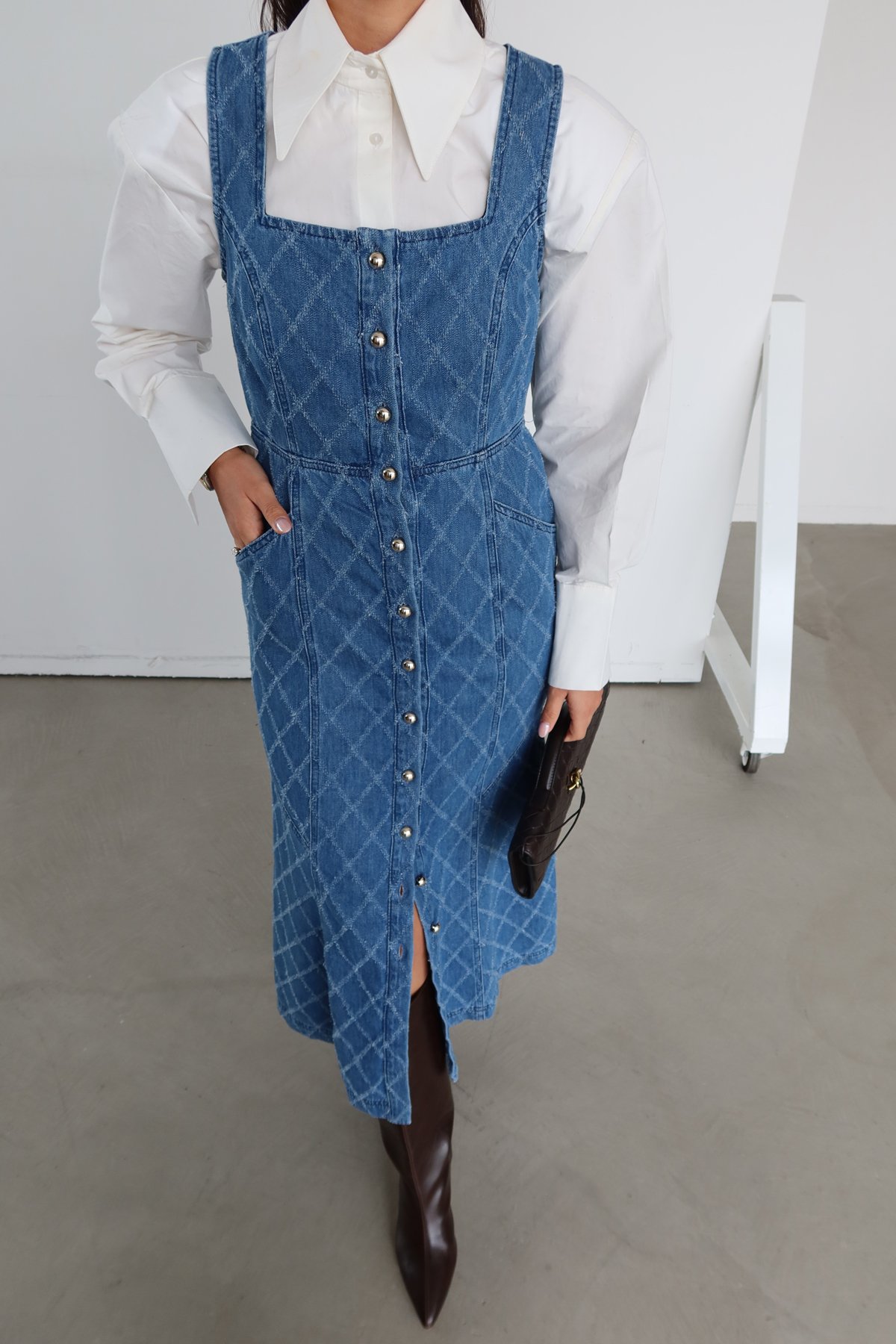 Gold Düğmeli Kolsuz Uzun Denim Elbise