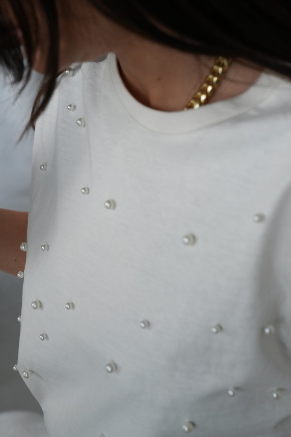 Ön Kısmı İncili Basic Tişört