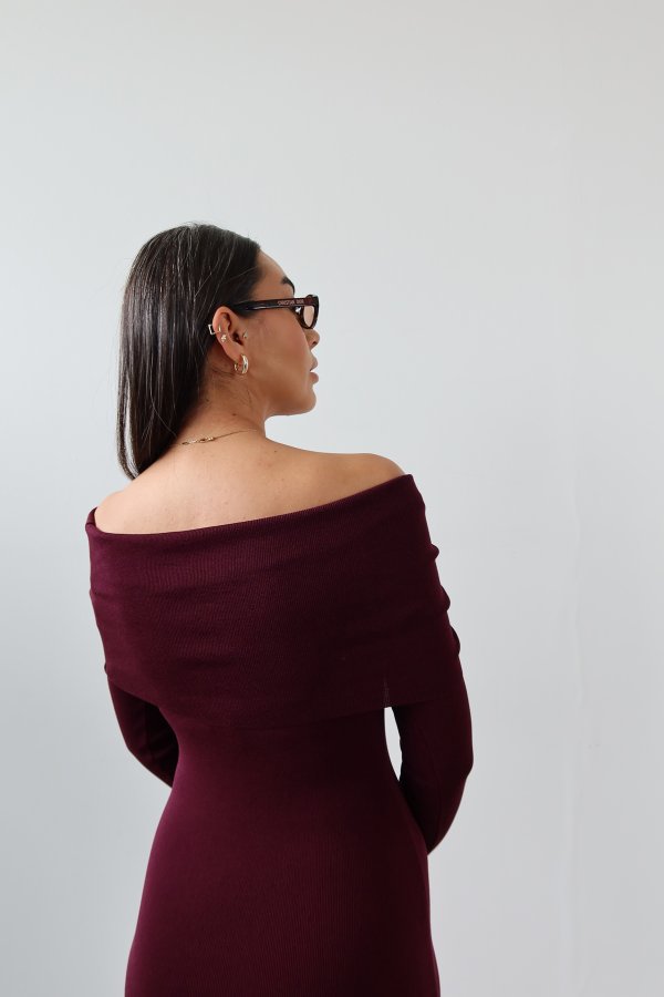 Bardot Yaka Aksesuar Detaylı Triko Elbise