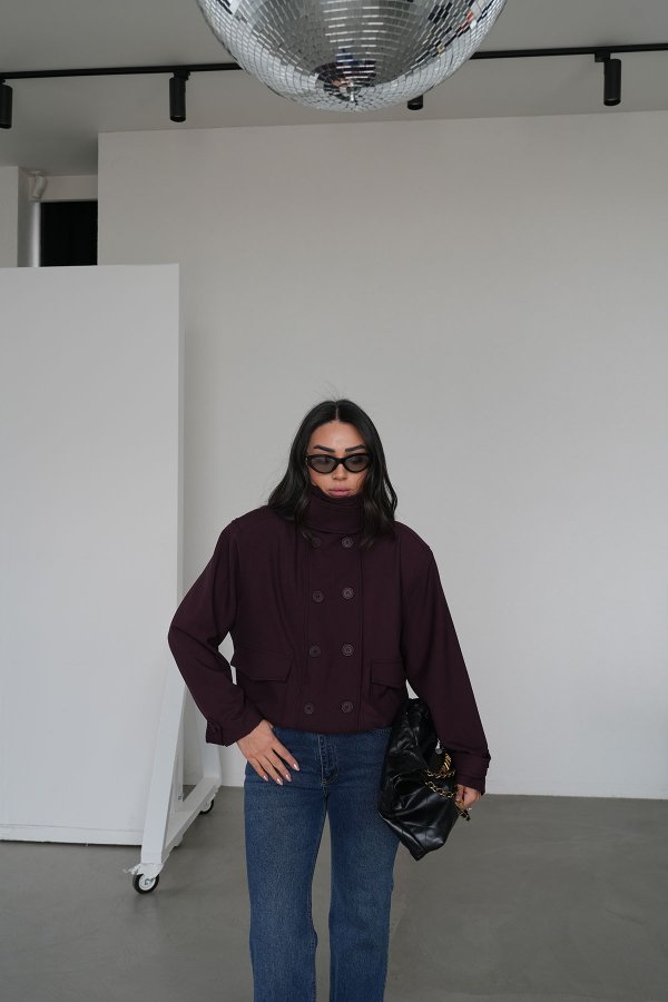 Dik Yaka Cepli Kısa Mont