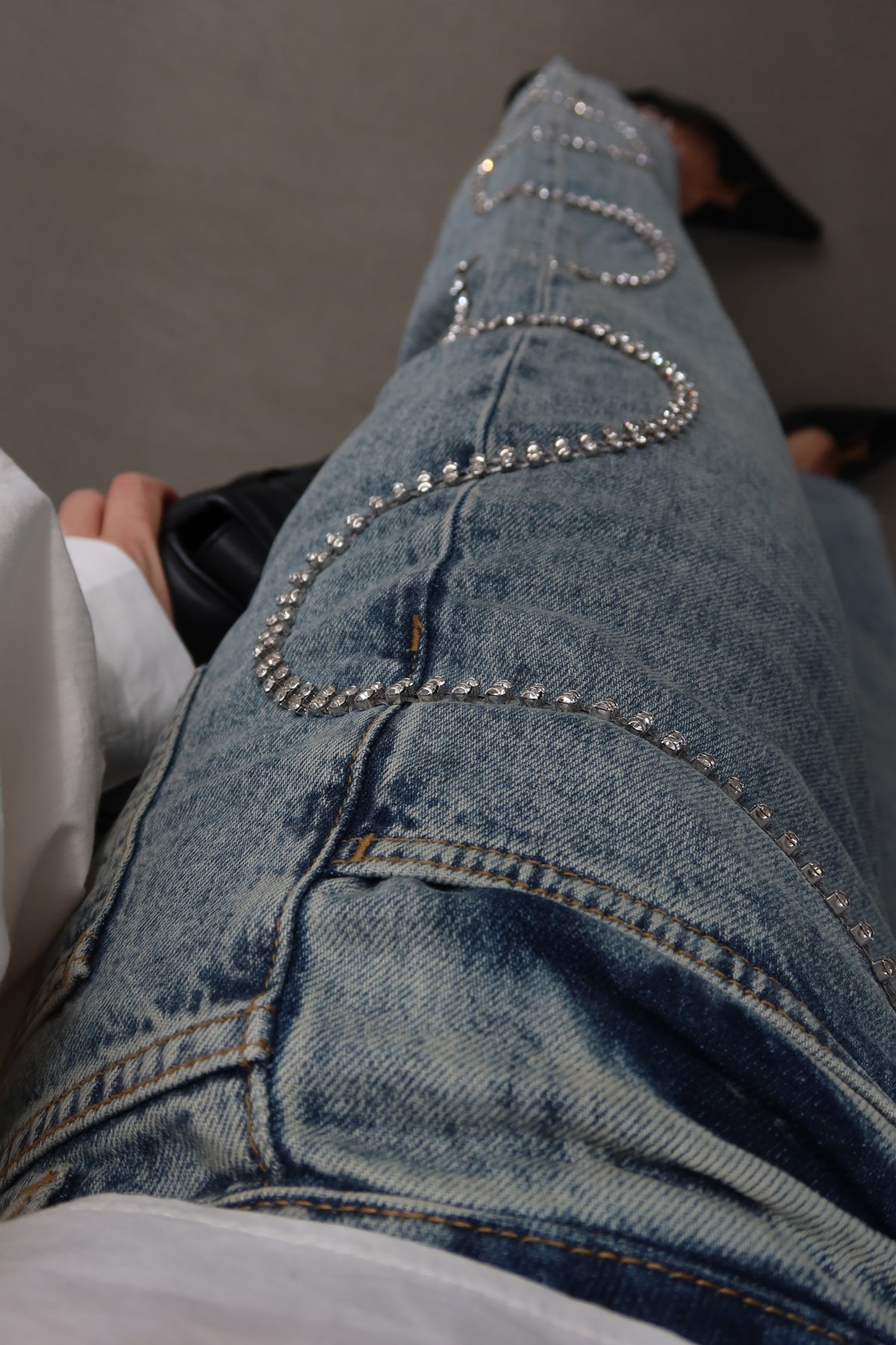 Yıkamalı Taş Baskılı Jean