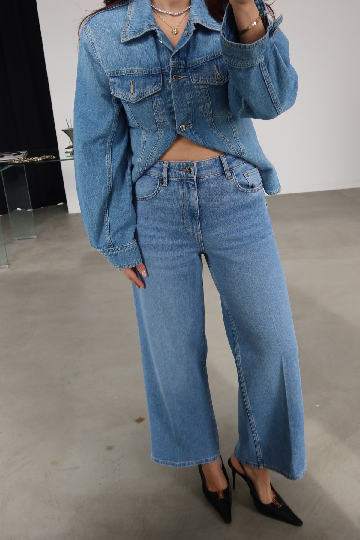 Kontrast Dikişli Yumuşak Dokulu Jean