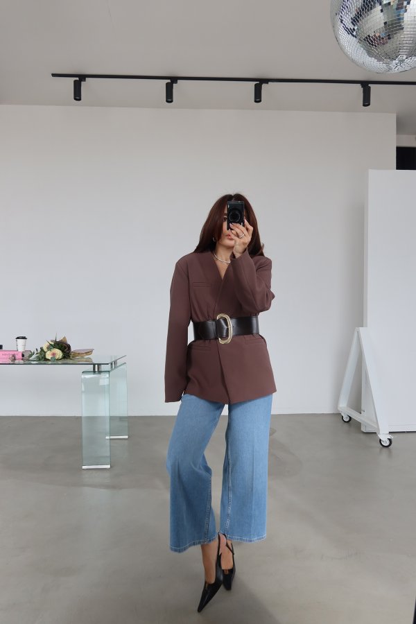 Kalın Kemerli Atlas Ceket