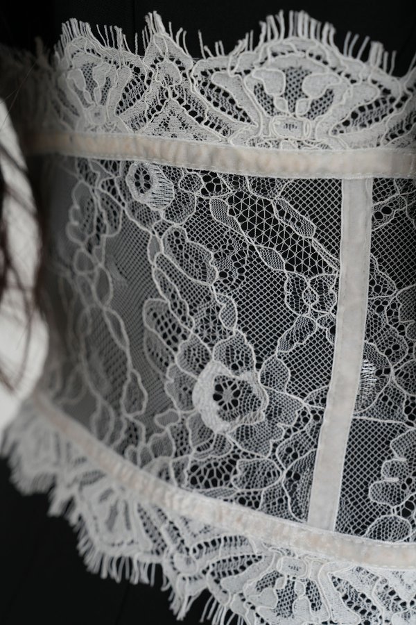 Güpür Detaylı Tasarım Ceket