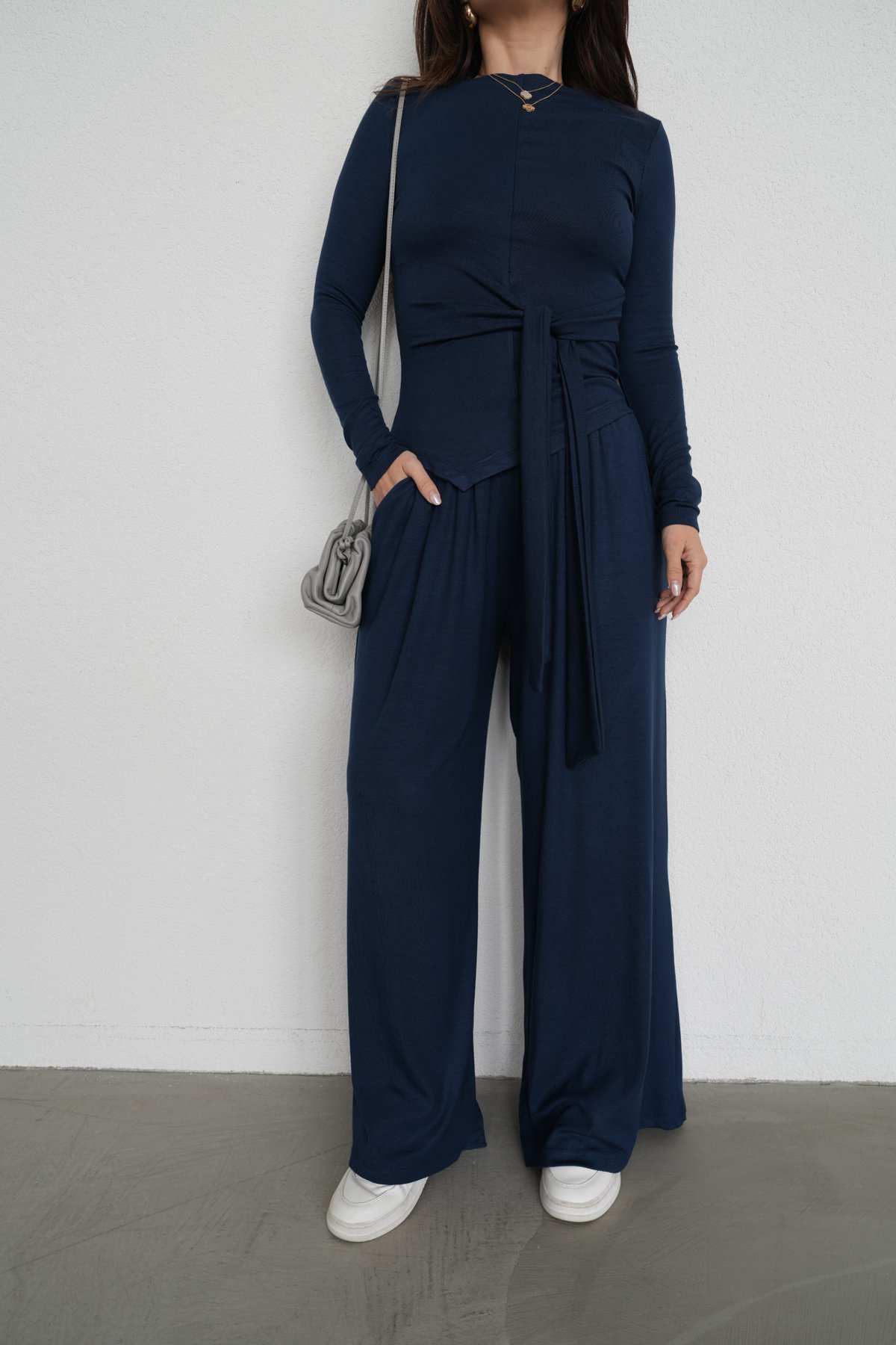 Kayık Yaka Önden Bağlamalı Bluz Eşofman Takım