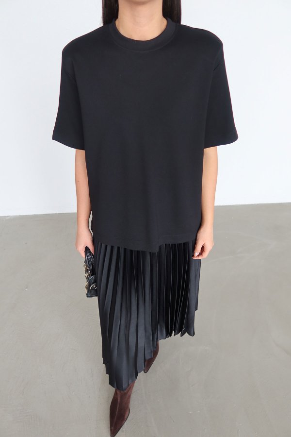 Tshirt Detaylı İnce Askılı Pileli Elbise