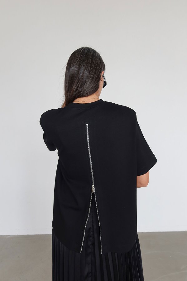 Tshirt Detaylı İnce Askılı Pileli Elbise