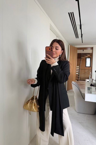 İnce Çizgili Şallı Ceket