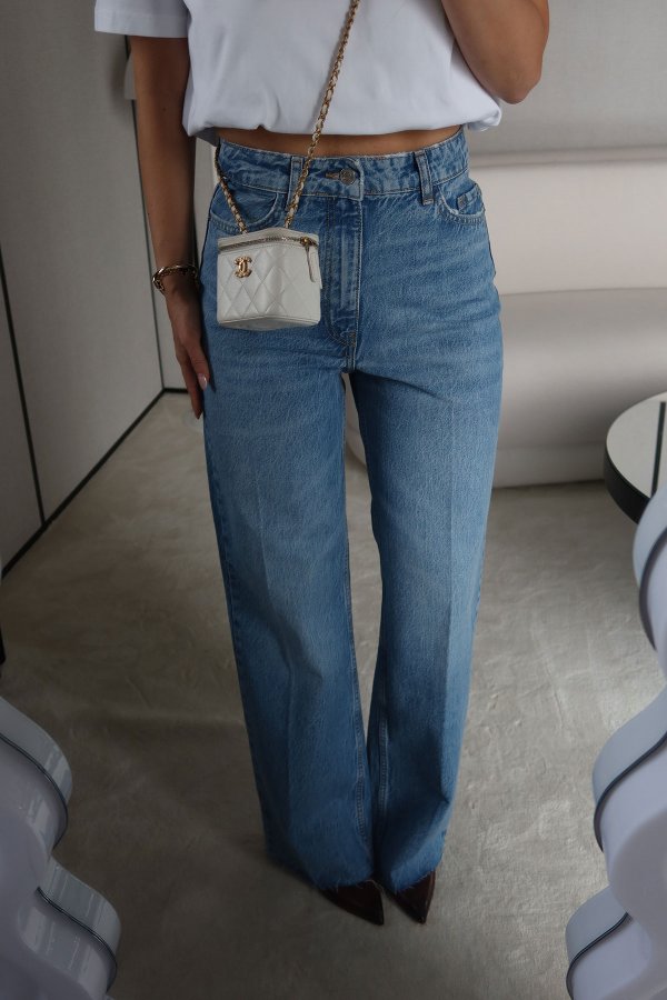 Taşlamalı Paçası Kesik Jean