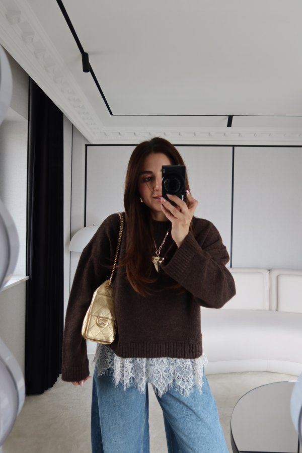 Etek Ucu Dantelli Basic Kazak