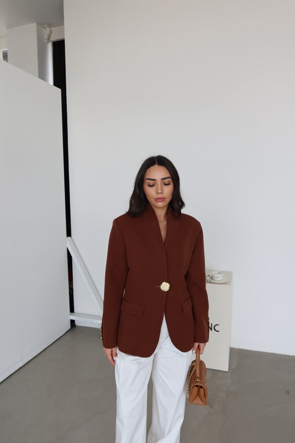 Büyük Gold Düğmeli Blazer Ceket