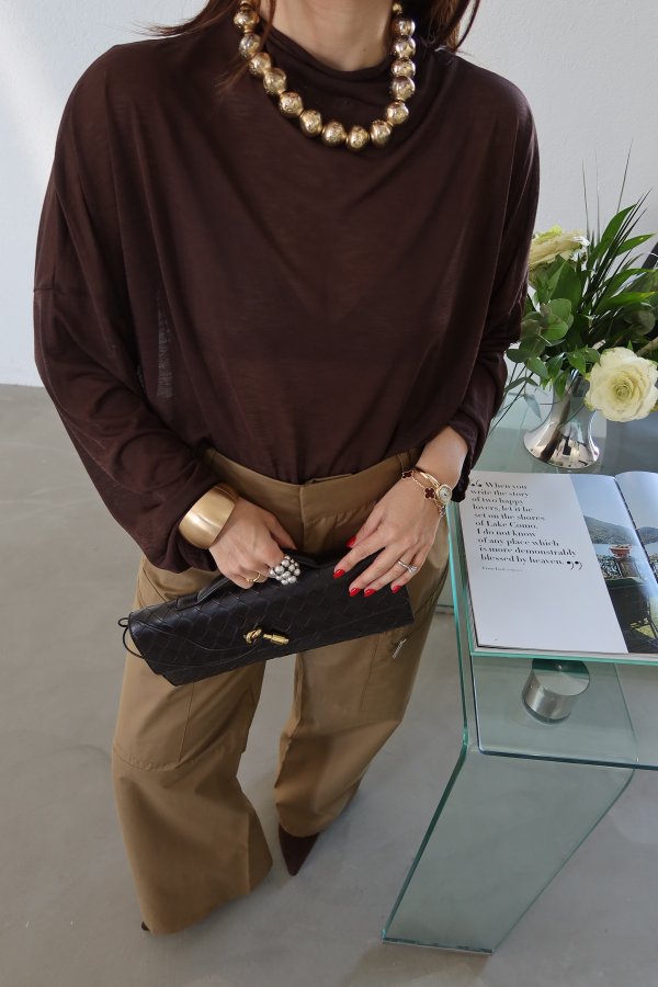 Kayık Yaka Transparan Bluz