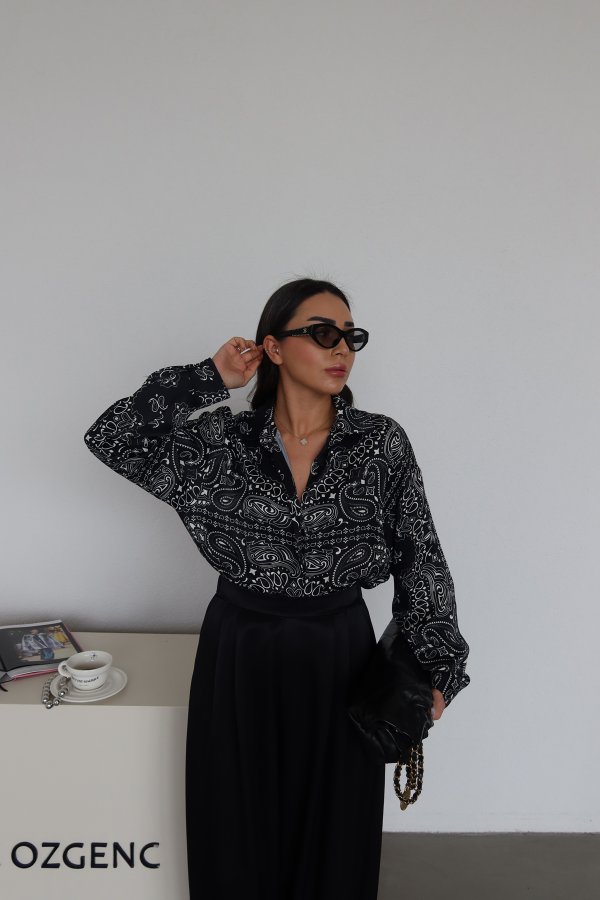 Etnik Desenli Saten Gömlek