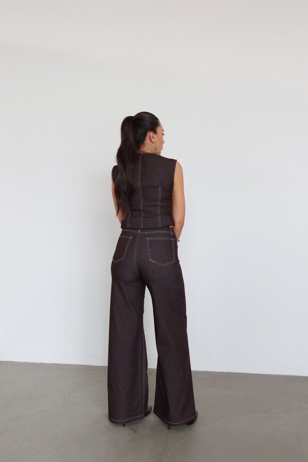 Önü Dikiş Detaylı Geniş Paça Pantolon