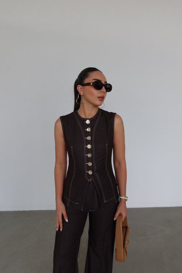 Gold Düğmeli Dikiş Detaylı Yelek