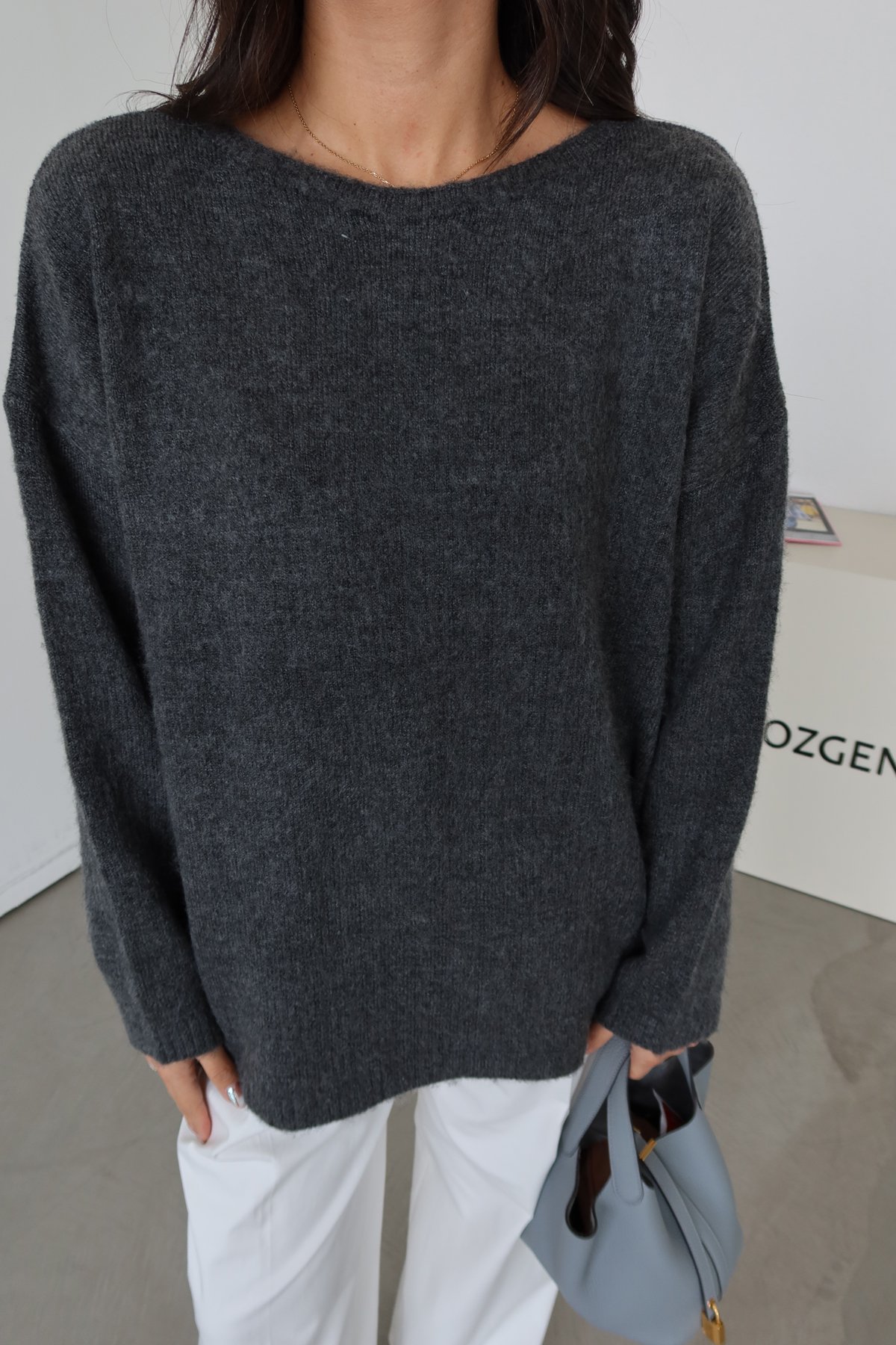 Arkası Dantelli Oversize Kazak