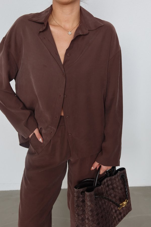 Yumuşak Dokulu Gömlek Şalvar Pantolon Takım