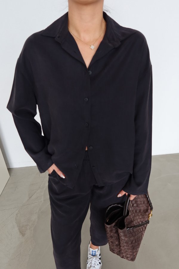 Yumuşak Dokulu Gömlek Şalvar Pantolon Takım