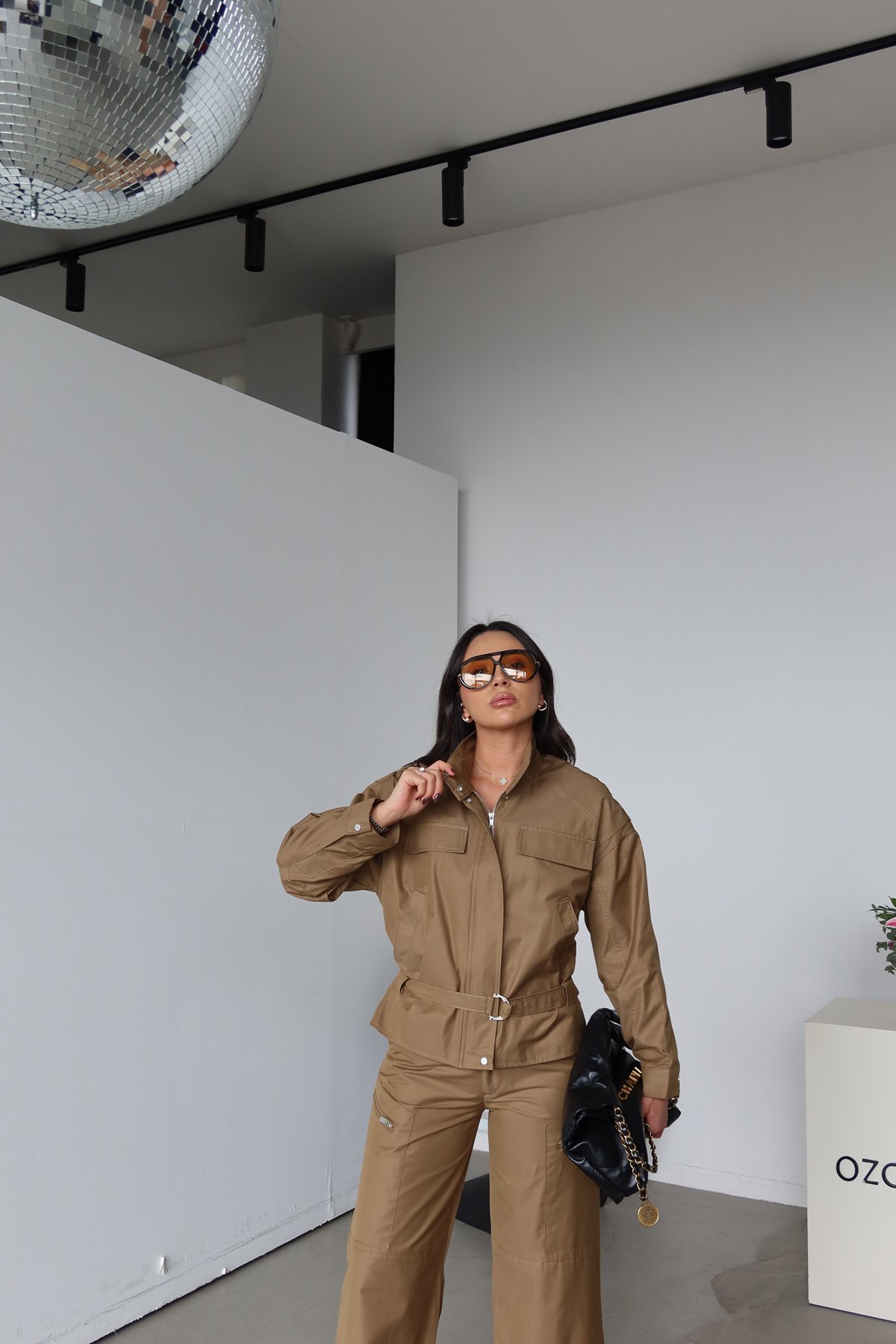 Kemerli Çift Cepli Ceket