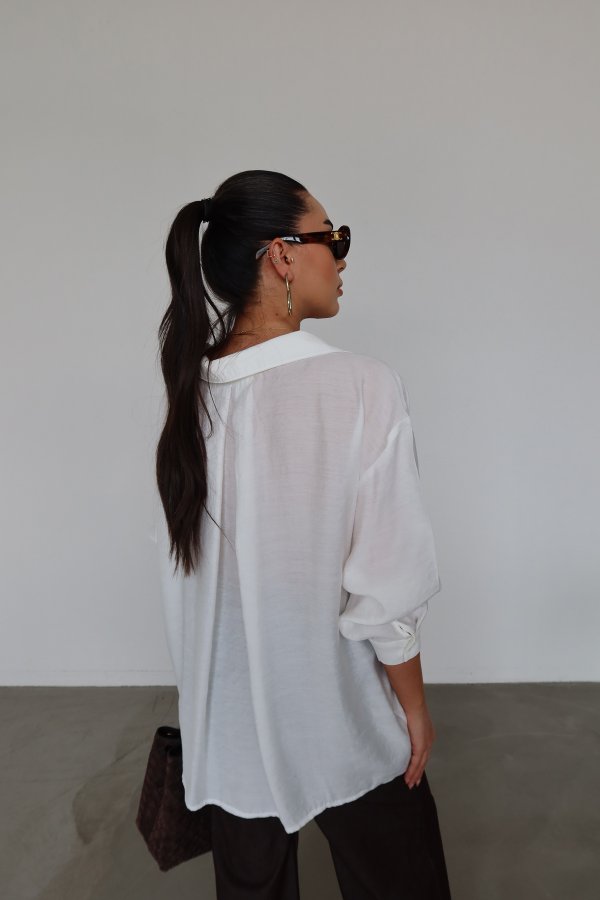 Düşük Omuz Tek Cepli Gömlek