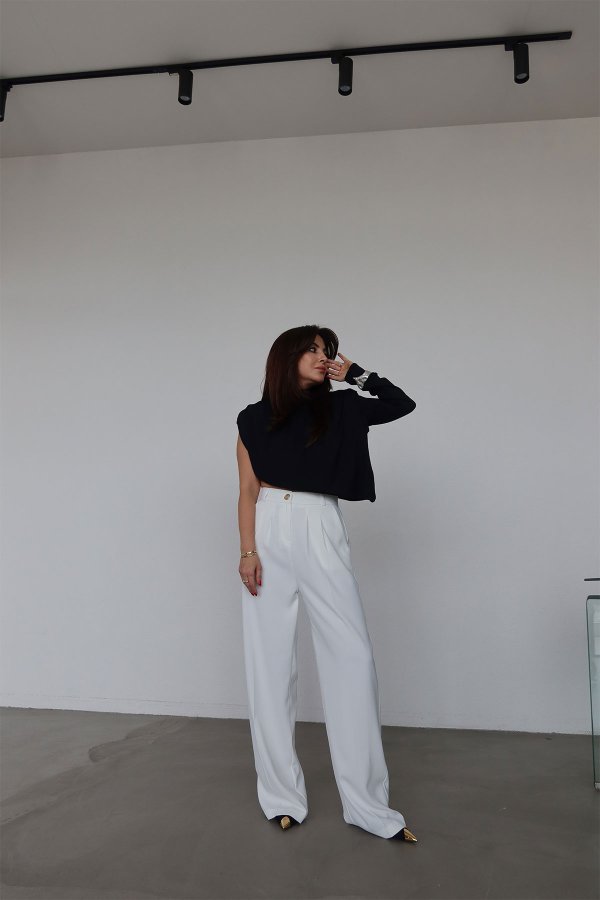 Vatkalı Asimetrik Kesim Tek Kol Bluz