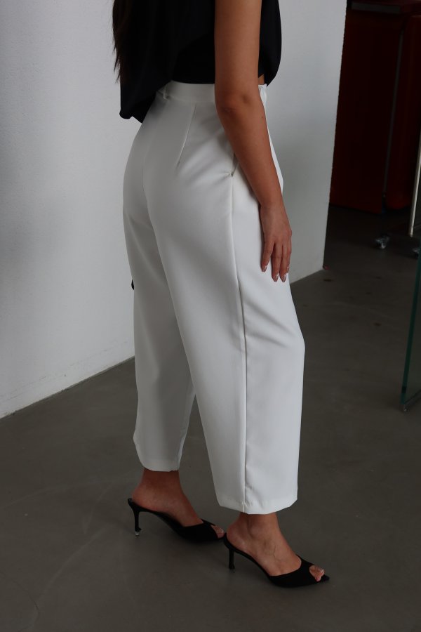 Tok Doku Pileli Kumaş Pantolon