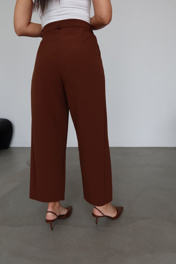 Tok Doku Pileli Kumaş Pantolon