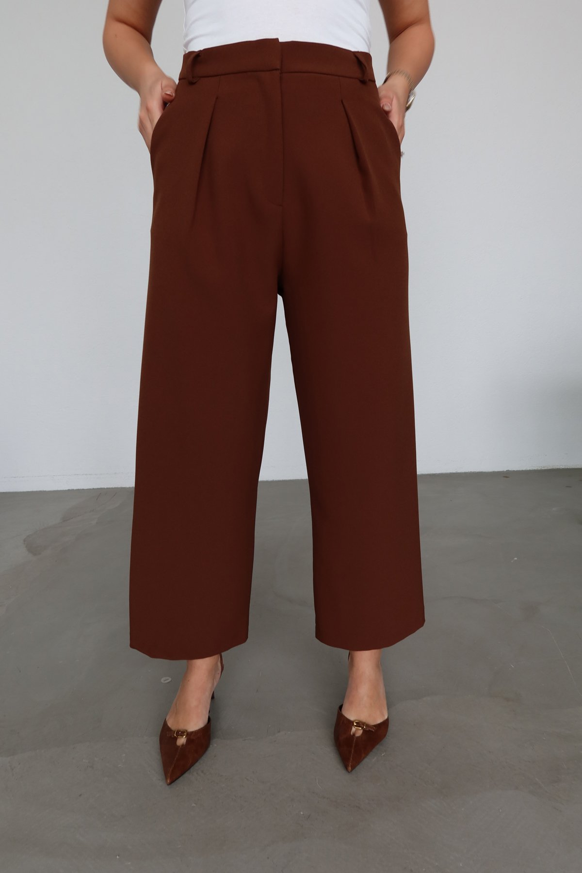 Tok Doku Pileli Kumaş Pantolon