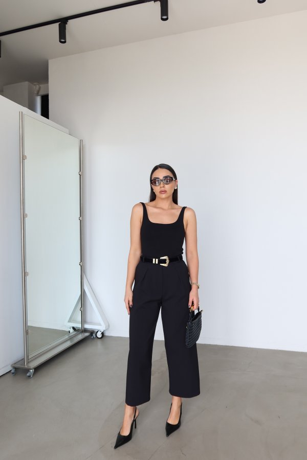 Tok Doku Pileli Kumaş Pantolon