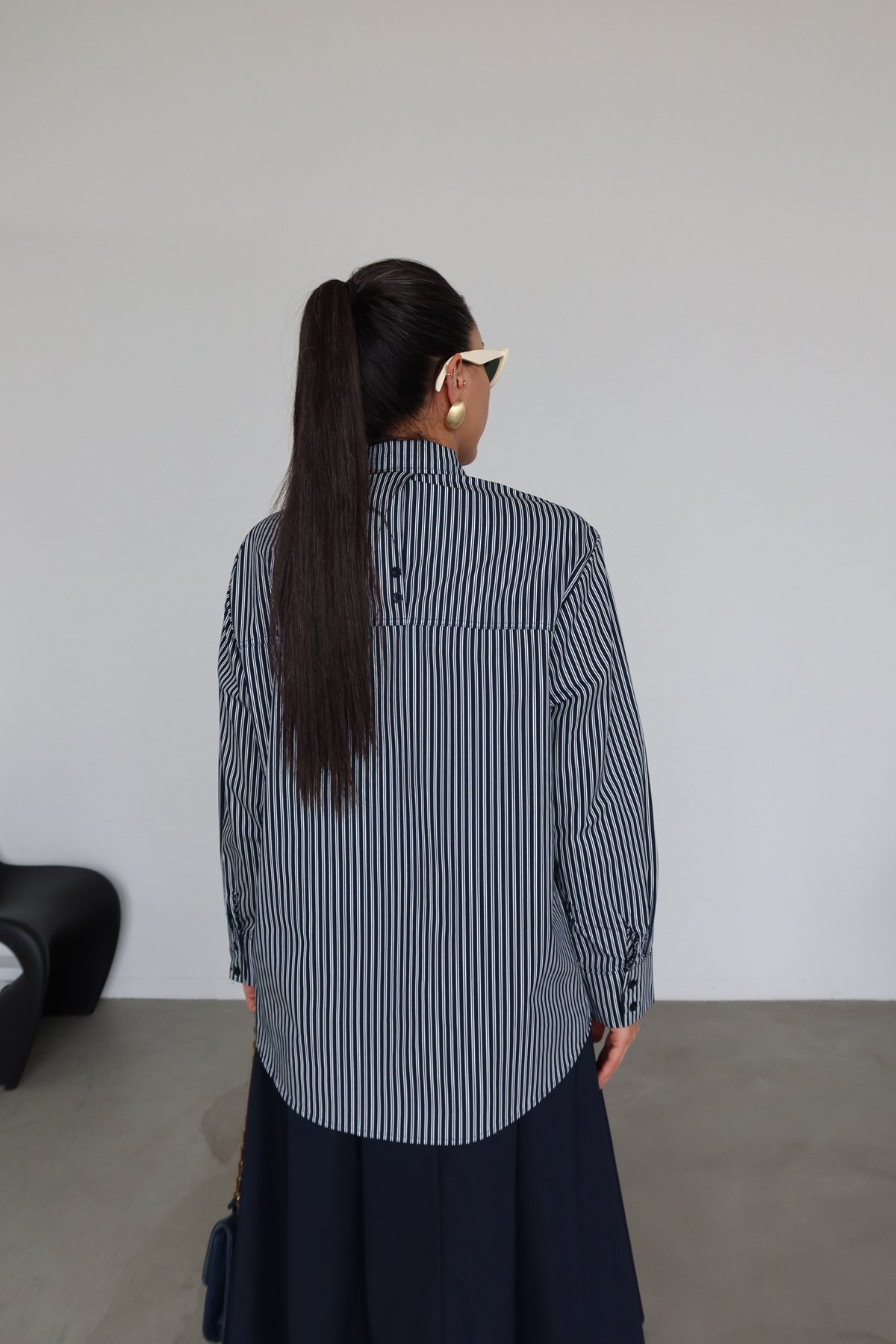 İnce Çizgili Oversize Gömlek